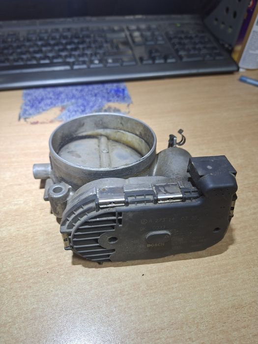 Дросел, дроселна клапа Мерцедес, Mercedes M273,  S500, ML500 S550 ML550 CLS500