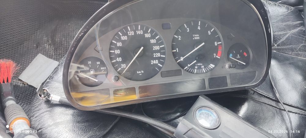 Продам щиток приборов бмв е38,е39 до рест