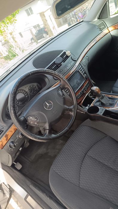 Mercedes-benz E270CDI