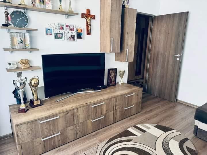 Apartament de inchiriat