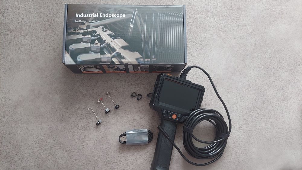 Endoscop industrial cu monitor