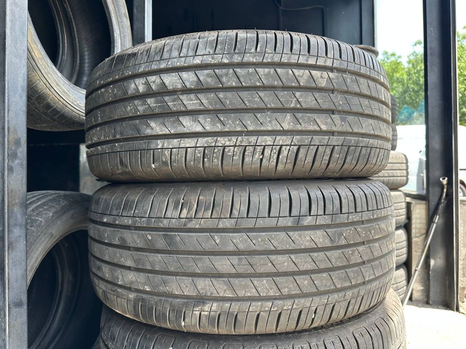 215/55/17 Goodyear Perigon balon
