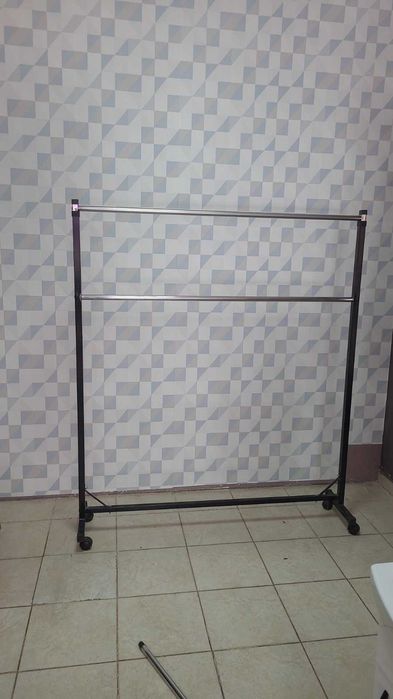 Оборудване за магазин за дрехи