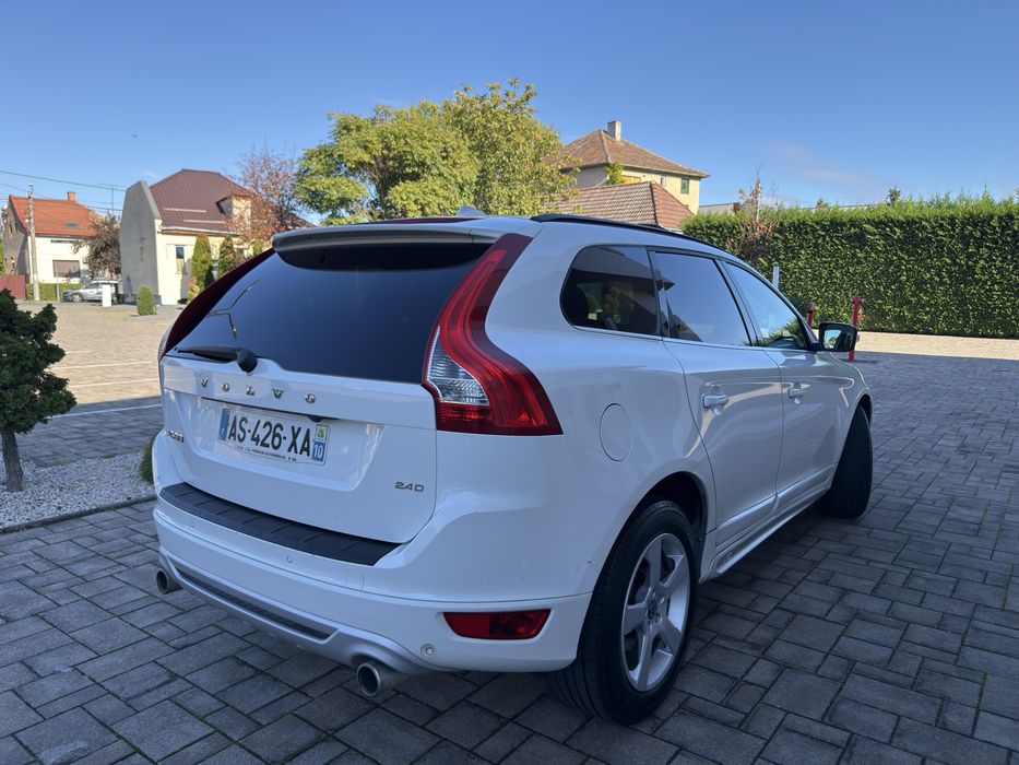 VOLVO XC60 2010 — imagine 4