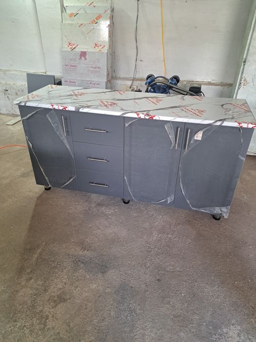 Мебель Кухонный гарнитур, отдельно кухонные столы