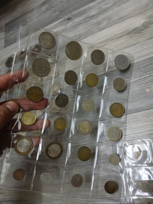 Монеты  рубли  .