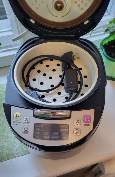 Мультиварка Redmond RMC-M4500 Black