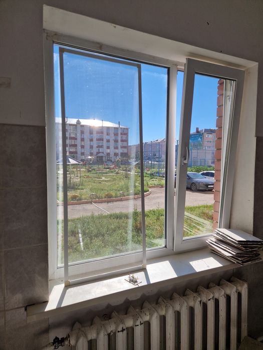 Продам пласт. окна и двери