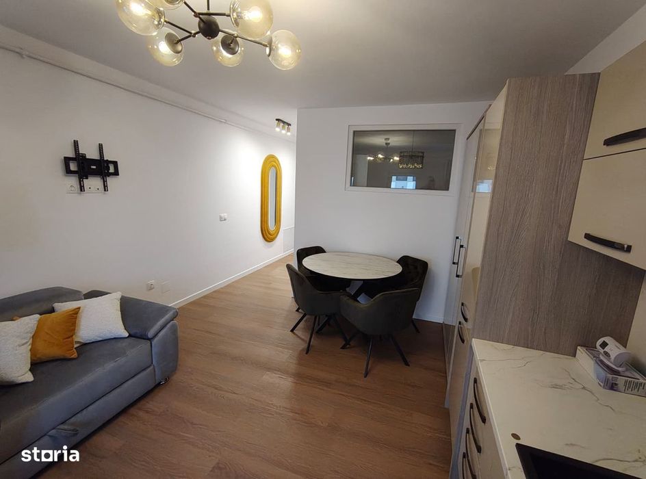 Ap. 2 cam, Revolutiei, UMFST, mobilat/utilat/parcare, prima inchiriere