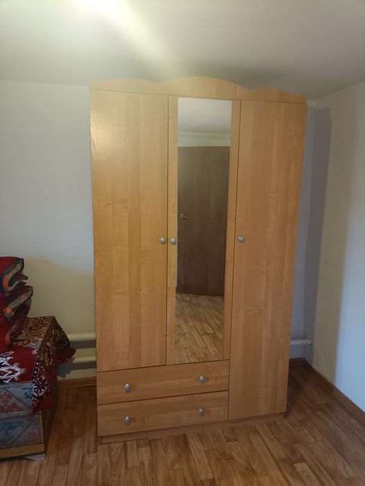 Шифоньер комоды норм сост