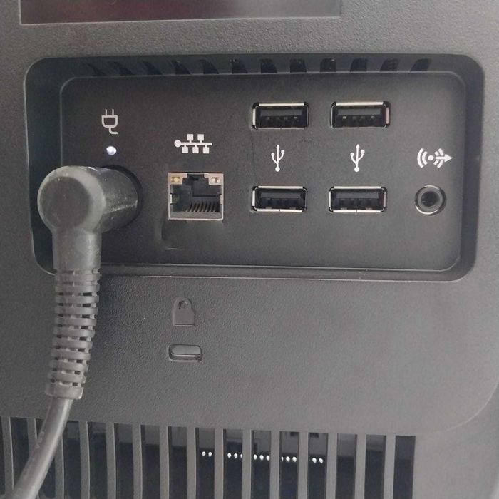 Моноблок Продам HP Pavilion 23 AIO