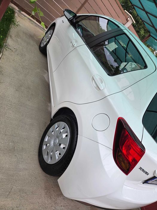 TOYOTA Yaris 2016 — imagine 3