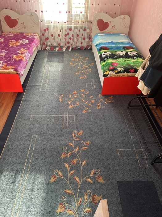 Продается ковер 5*2,5 м