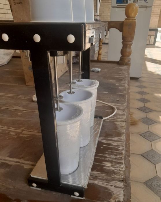 Коктейль  аппарат сотилади