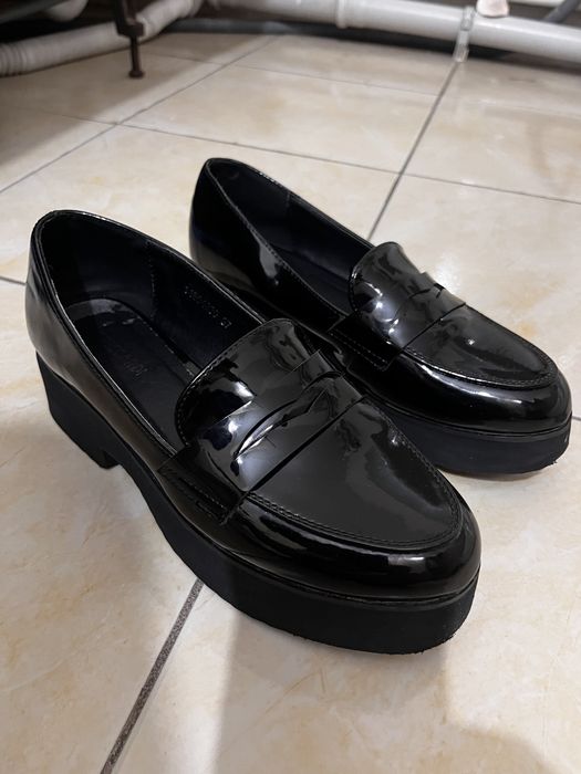 Женская обувь/ лоферы