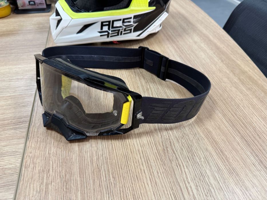 Каска асербис, очила 100%