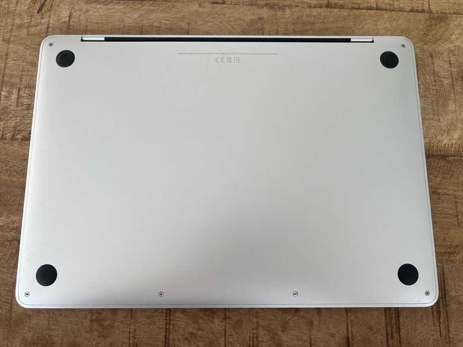 De vanzare MacBook pro 2017 i5