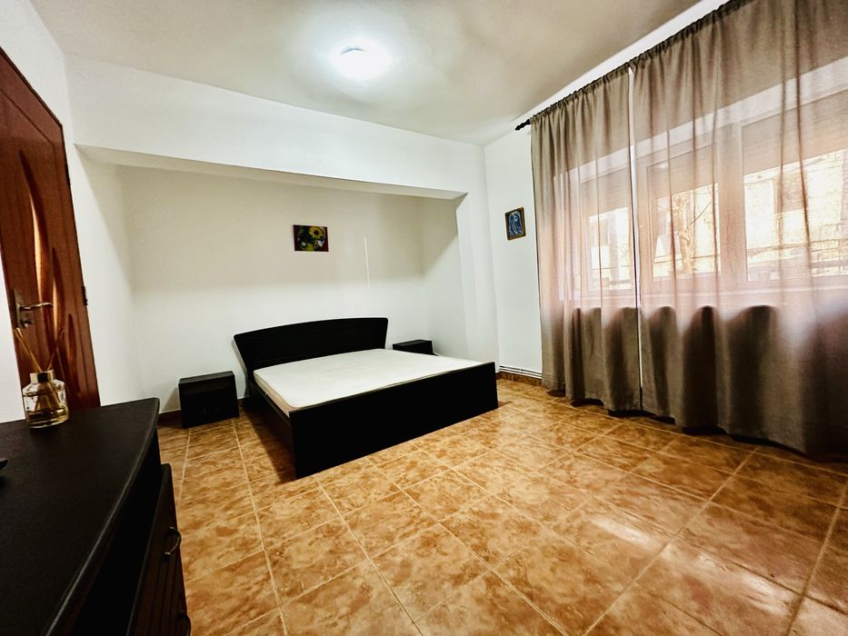 Inchiriez apartament 1 camera