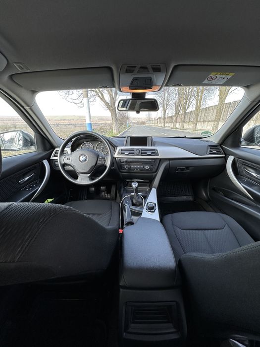 BMW Seria 3 (2015) – stare foarte bună