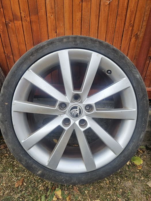 Set de 4 jante r18 originale Skoda.