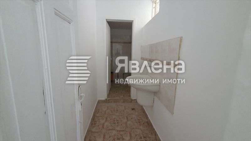 Продава се Промишлена сграда в Варна, Галата - 230 кв.м за 750 €/кв.м - Снимка #5