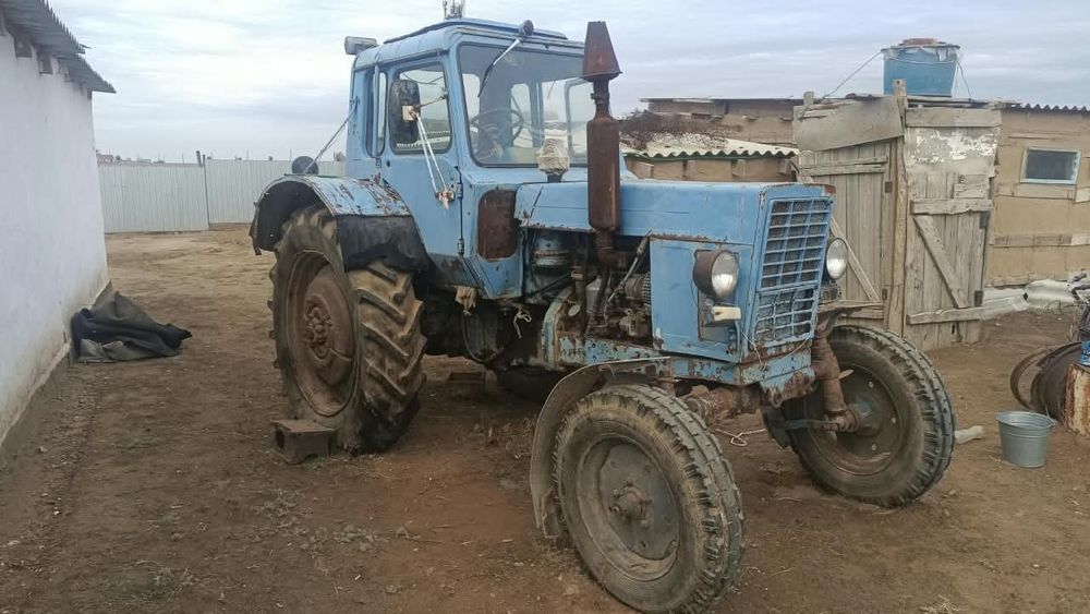 Трактор продам на ходу