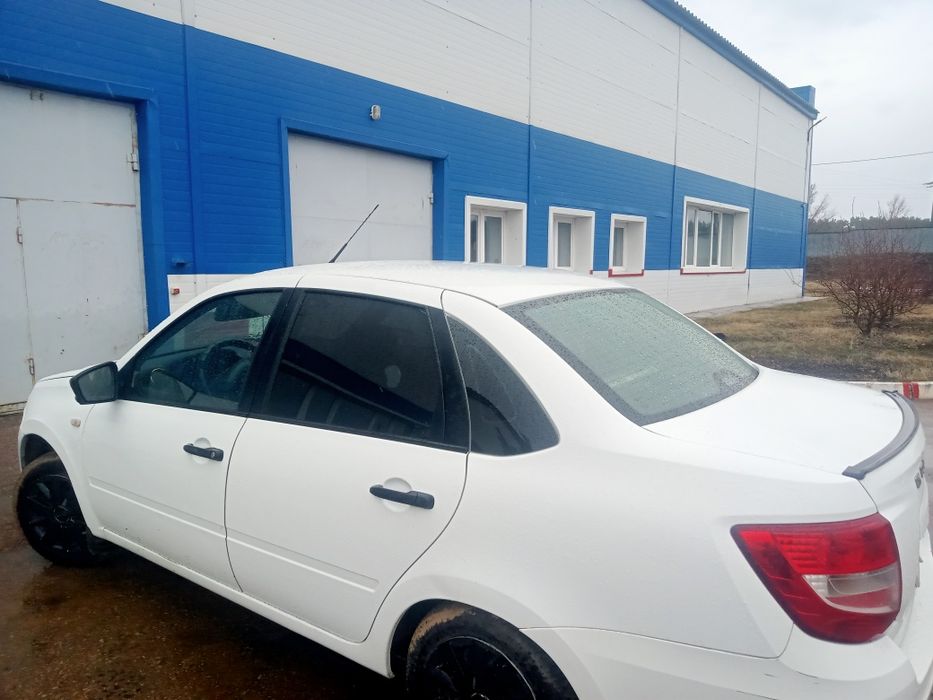 Продам ладу гранту фл