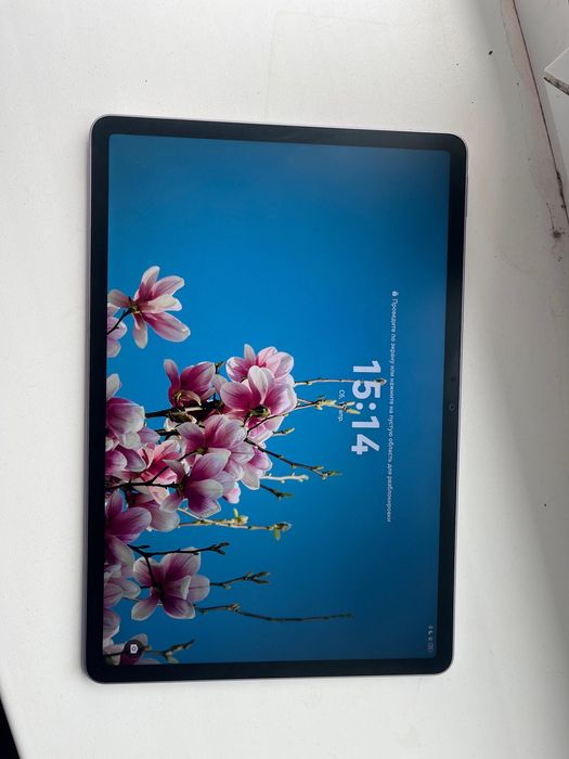 Продам планшет хорошим сост