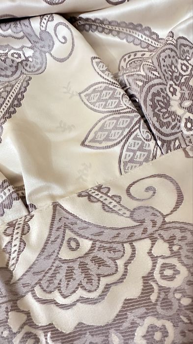 Покрывало и шторы