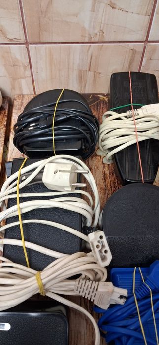 Pedale masini de cusut