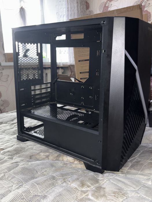 Корпус для компьютера Antec Draco 10