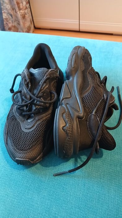 Adidași din piele pentru dame