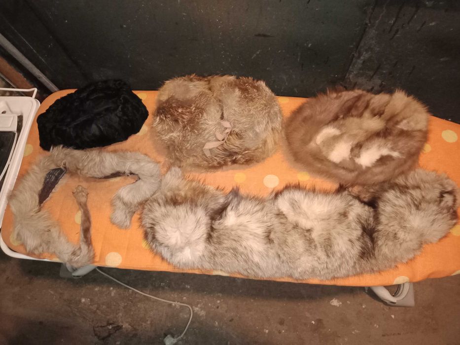 lot guler fular si caciuli din blana