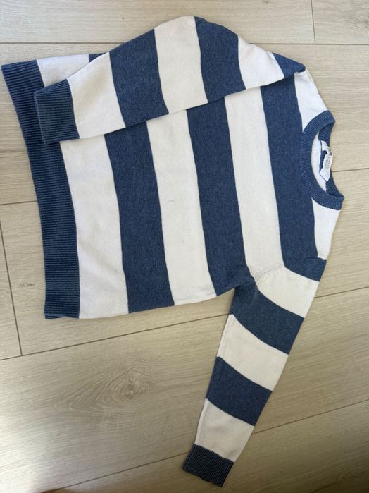Pulover H&M mărimea 110/116