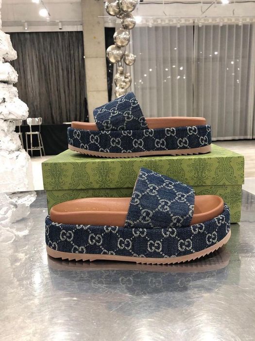 Сандали/ чехли Gucci