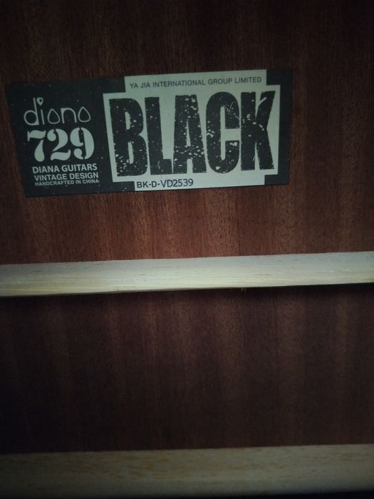 Гитара diana 729