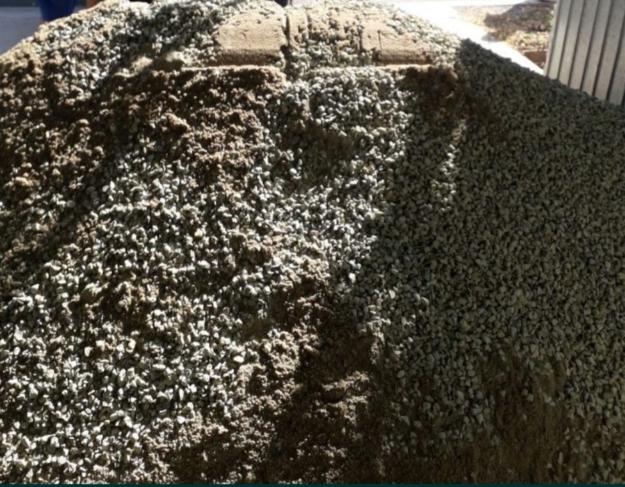 Nisip, piatra, Balastru amestec pentru beton