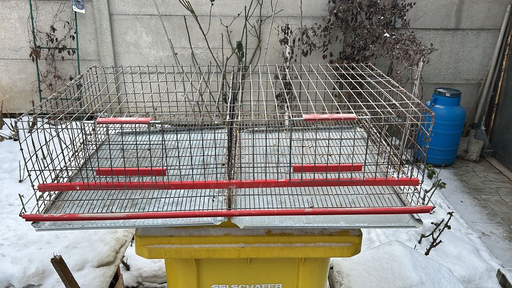 Vând cușcă prepelițe