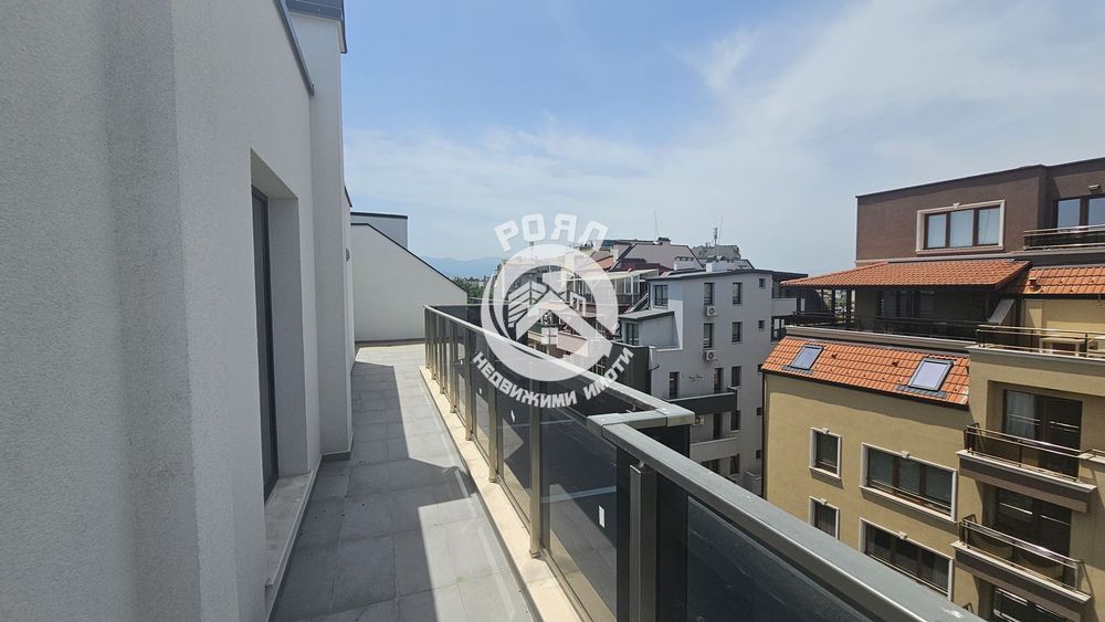 Продава се Тристаен апартамент в Пловдив, Кючук Париж - 281 кв.м за 819 €/кв.м - Снимка #6