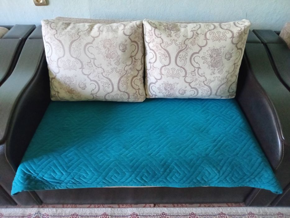 Продам диван 3,2,1