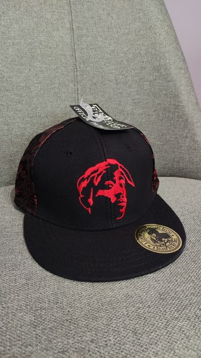 НОВА шапка с козирка Tupac 2pac