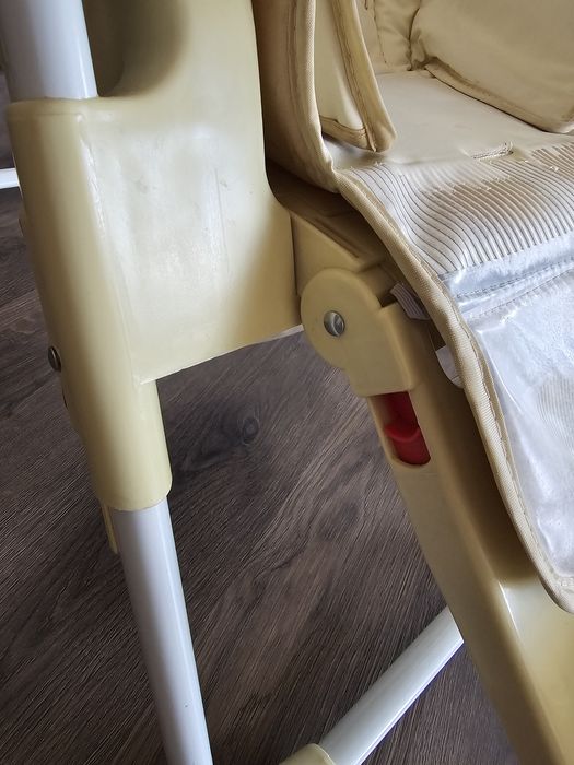 Продам стульчик для кормления