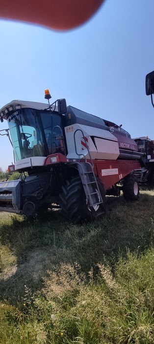 Продам бу комбайн вектор