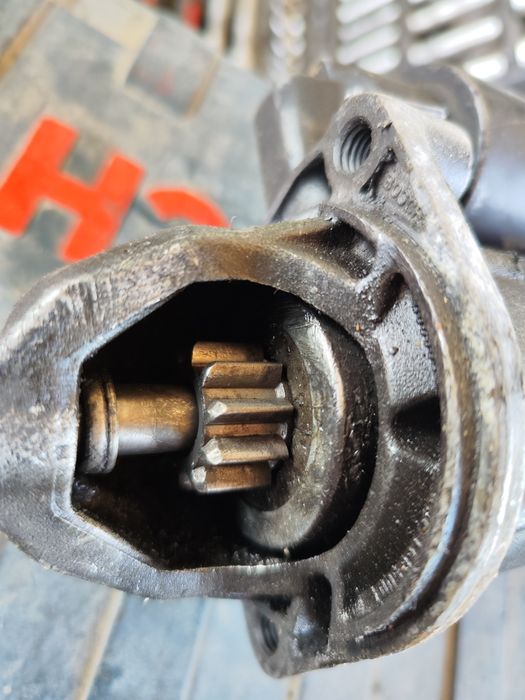 Мерседес спринтер стартери сотилади 500'000 сўмдан.