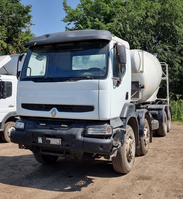 Продам автобетоносмеситель Renault Kerax