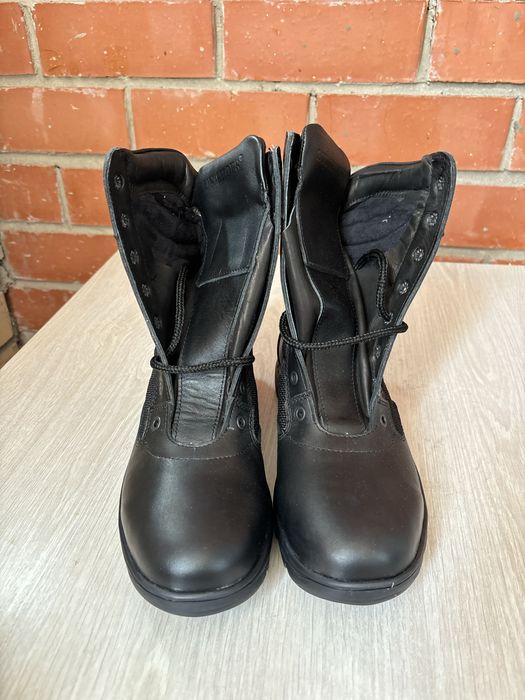 Продам летние и зимние берцы