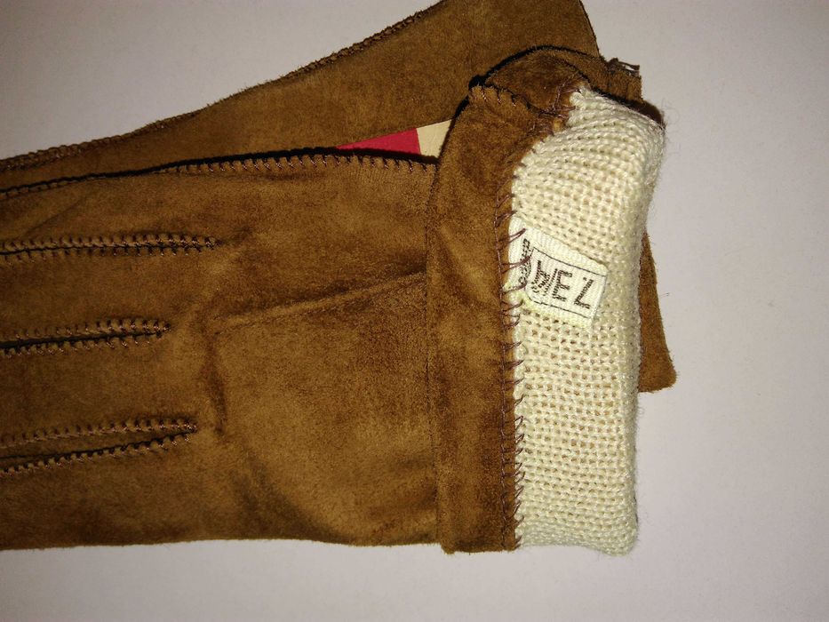 Дамски ръкавици от естествен велур