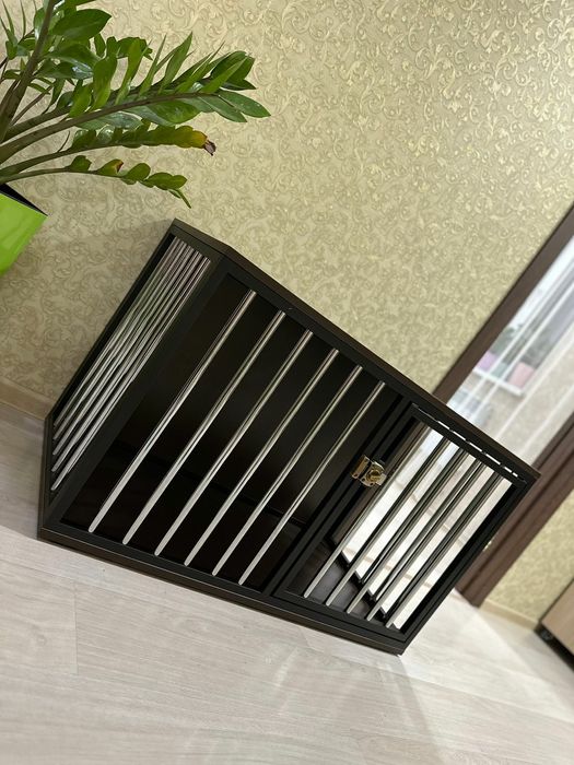 Вольер квартирный