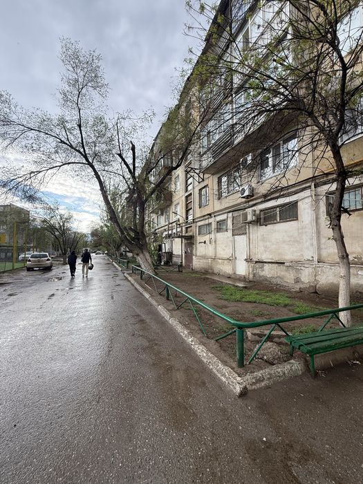 2 бөлмелі қала орталығында 4қабатта