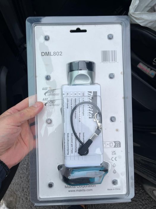 Freza Makita DRT50Z brushlessi lanterna Makita DML802/ Acumulator  6Ah